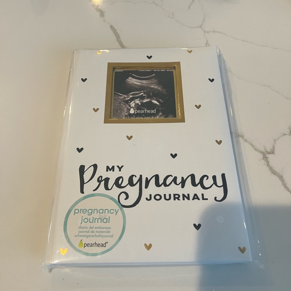 Pearhead White and Gold My Pregnancy Journal
